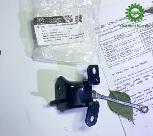 Bản Lề Cửa Sau, Phía Trên, Bên Trái Mazda Cx5 2017