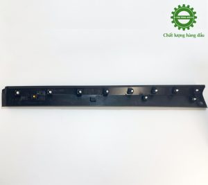 Ốp Bậc Cửa Trước, Bên Phải, Màu Đen Mazda CX3 2021+