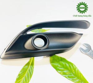 Ốp Đèn Cản Trước, Bên Phải Mazda 3 2017