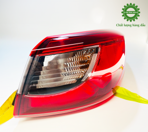 Đèn Hậu Ngoài Bên Phải Mazda 2 2015
