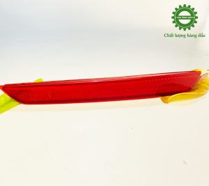 Đèn Phản Quang Phía Sau, Bên Phải Mazda CX30 2021+
