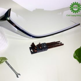 Nẹp Xi Dưới Ca Lăng Phải Mazda CX3 2021