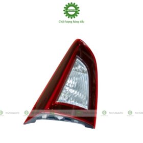 ĐÈN HẬU TRONG TRÁI M2 17 5 CỬA